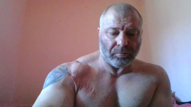 OiganJohn kiss Webcam SHOW @ Cam4 01-04-2026