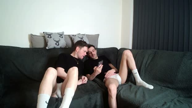 TwoTwinkHusband twink Webcam SHOW @ Cam4 02-04-2026