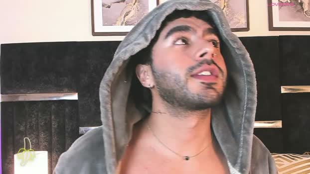 itsmeeros show Webcam SHOW @ Cam4 03-04-2026