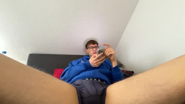 toyboy19xxx bigcock Webcam SHOW @ Cam4 03-04-2026