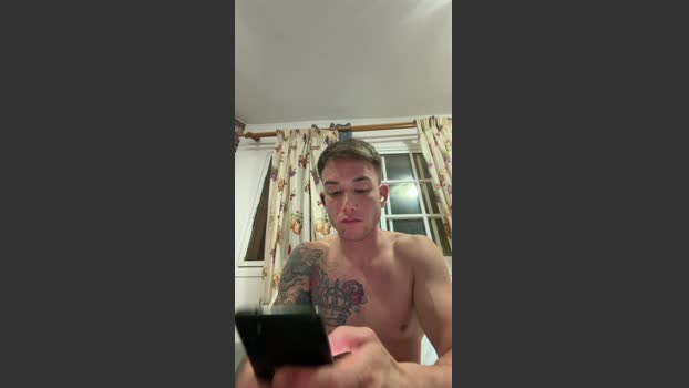 Cristiangonzaa love Webcam SHOW @ Cam4 04-04-2026