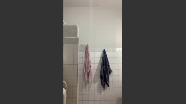 Morenoyboy squirt Webcam SHOW @ Cam4 04-04-2026