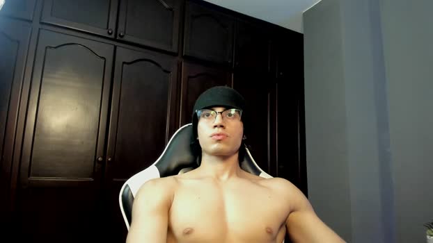 Eren_jeager05 striptease Webcam SHOW @ Cam4 05-04-2026