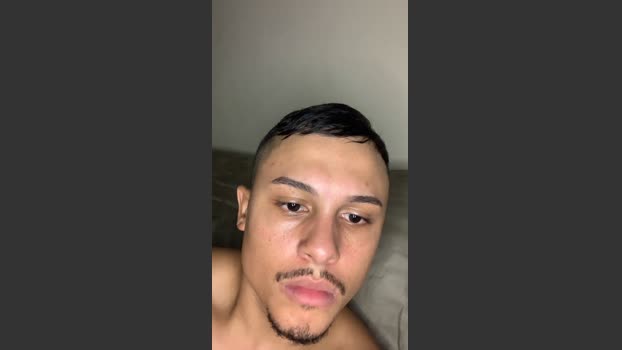 Morenoyboy sex Webcam SHOW @ Cam4 06-04-2026