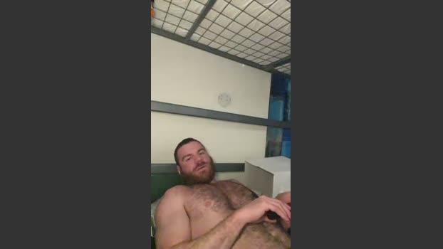 Bighairytopping ass Webcam SHOW @ Cam4 07-04-2026