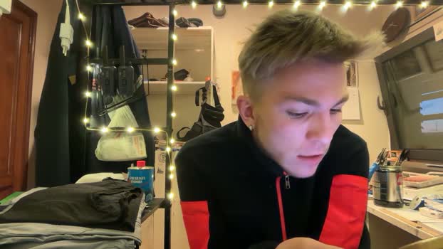 Alexbisex3040 ass Webcam SHOW @ Cam4 08-04-2026