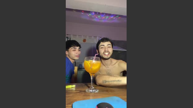 Devilboyzzz suck Webcam SHOW @ Cam4 10-04-2026