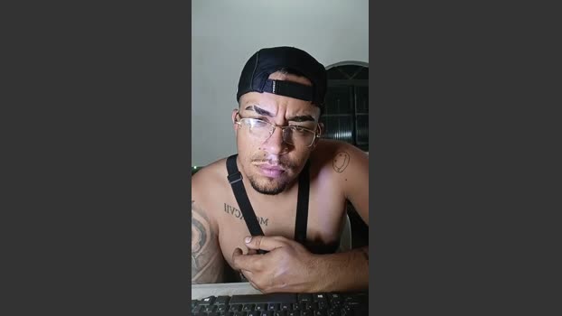 EscorpianoMal Topless Webcam SHOW @ Cam4 10-04-2026