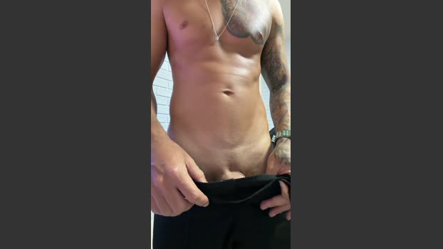 Fehpaugrosso bicurious Webcam SHOW @ Cam4 10-04-2026