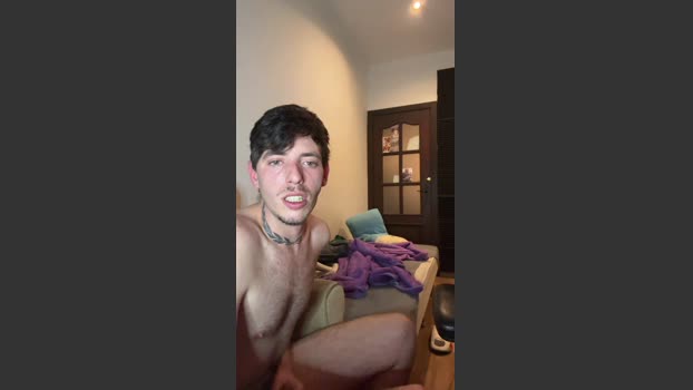 Wiidoboy22cm cute Webcam SHOW @ Cam4 10-04-2026
