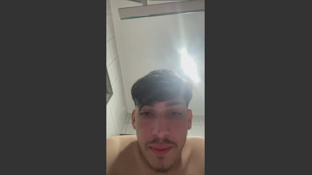 Dilofauro gay Webcam SHOW @ Cam4 11-04-2026