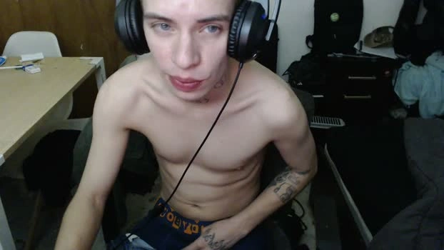 lautyvzq 16-04-2026 Male Cap prettyface dirty suck juicy