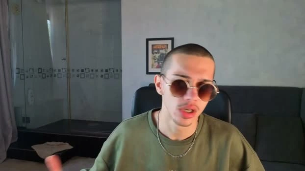 KaydenDrew 17-04-2026 Male Cap squirt spank horny play