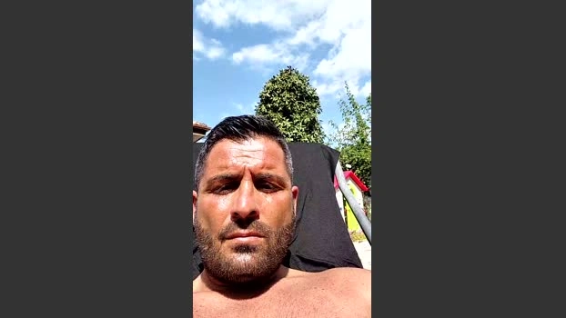 Kingbull1900 18-04-2026 Male Cap analtoy Show amateur legs