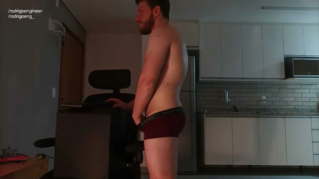 rodrigoeng_ 19-04-2026 Male Cap Show big Nude sexyfeet
