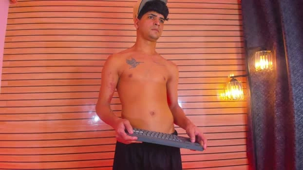 TheMansionBat 20-04-2026 Male Cap sexybody sexymale Recorded lovense