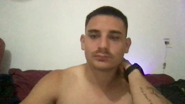 E1drian32_ 20-04-2026 Male Cap twink Gay fuckme yummy