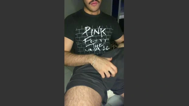 hairyboy22cm 21-04-2026 Male Cap bigload bigcock jackoff lick