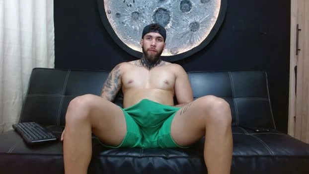 Kobe_21 23-04-2026 Male Cap spank nude jerkoff sexyfeet