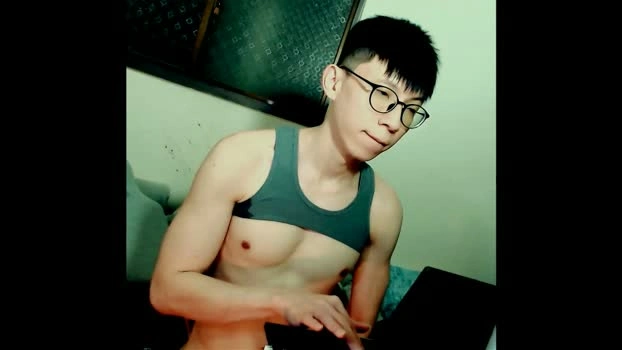 Linchienchih 22-04-2026 Male Cap hard naked Topless Video