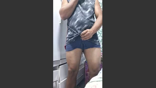 Morenogatorj99 23-04-2026 Male Cap orgasm fuckme hard strip