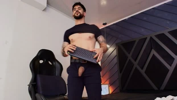 Petesevanss 23-04-2026 Male Cap deep beauty ass bicurious