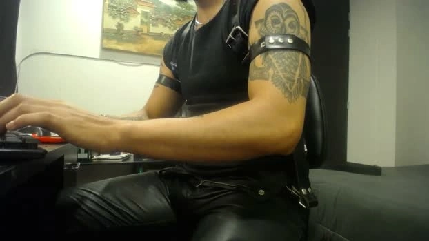Danburythebeast 24-04-2026 Male Cap kiss twink Show horny