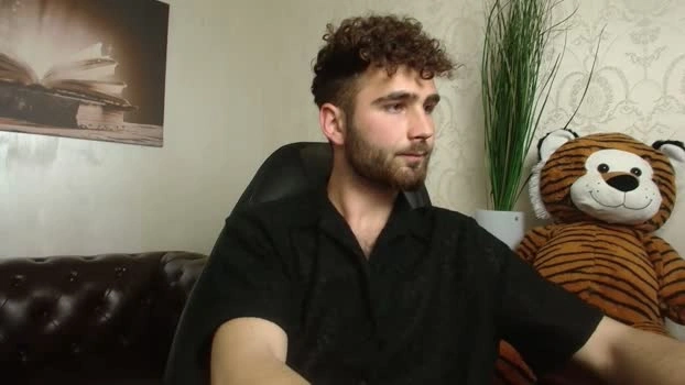 KyloEast 24-04-2026 Male Cap suck blowjob show sexybody