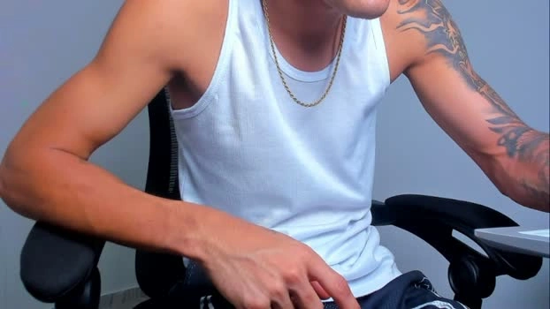 Davidhotboyxx 25-04-2026 Male Cap striptease fuckface prettyface big