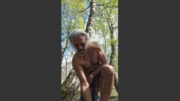 P0ppermeup 27-04-2026 Male Cap kiss deepthroat legs sexybody