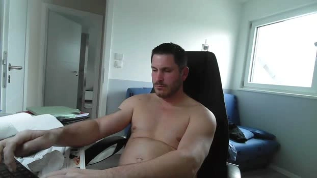 capuch67 28-04-2026 Male Cap sexyfeet bigballs lush nasty