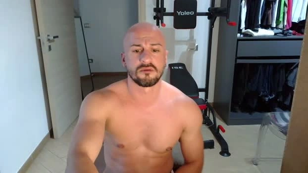queen871 27-04-2026 Male Cap ass suckshow bigdick spank