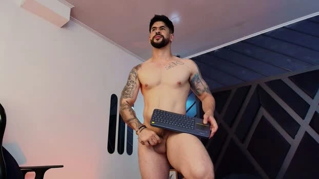 Petesevanss 29-04-2026 Male Cap beauty deep lovense Cam