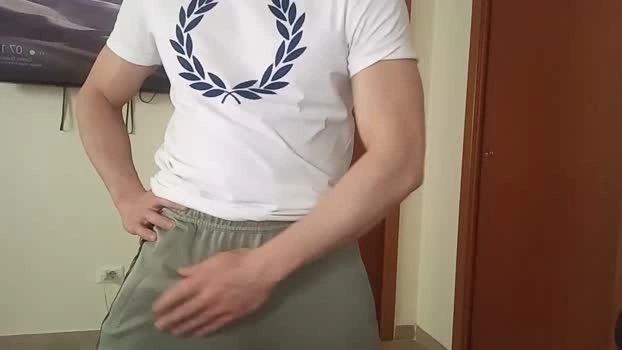 Robespierre_ho 29-04-2026 Male Cap handsome Show fuckass Webcam