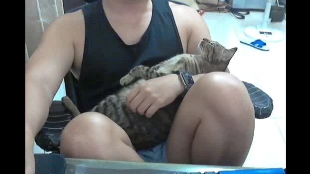lQAQl 29-04-2026 Male Cap kissing play fingers beauty