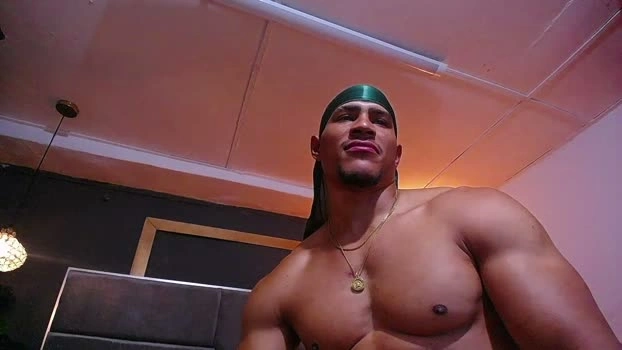 teddyfit_19cm 28-04-2026 Male Cap bigass prettyface kink handsome