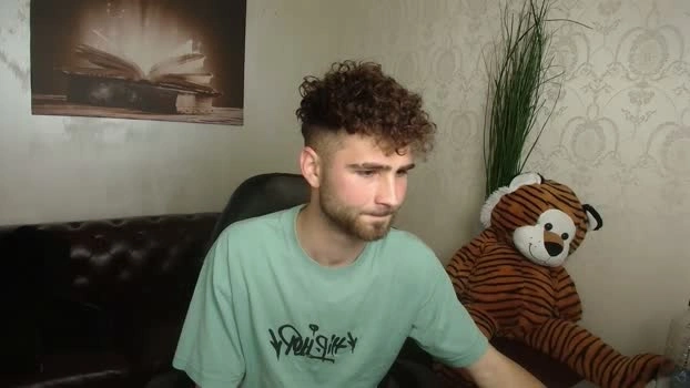 KyloEast 30-04-2026 Male Cap suck Nude Ass big