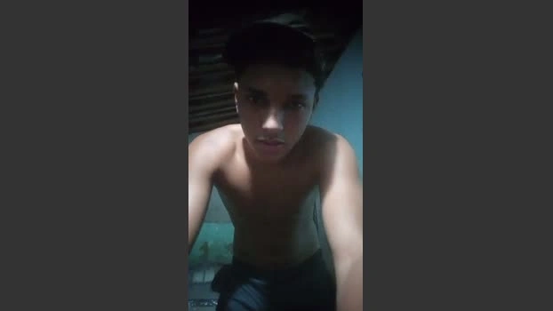 Vini18cm_novin 30-04-2026 Male Cap legs moan natural Topless