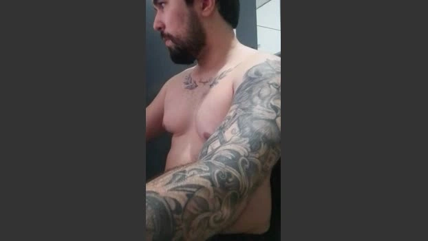 jhonnysexy69 29-04-2026 Male Cap sexymale show horny natural