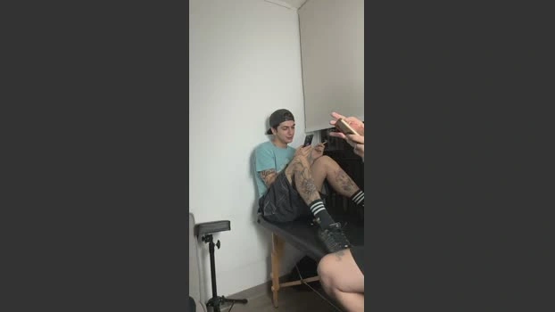 levi_rentboy 30-04-2026 Male Cap Porn gay suck naughty