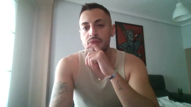 nickavanss 29-04-2026 Male Cap striptease naked sexykitty kissing