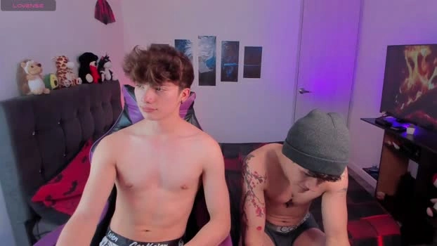 venezuelanguys 04-05-2026 Male Cap hardcore fingering sexy squirt