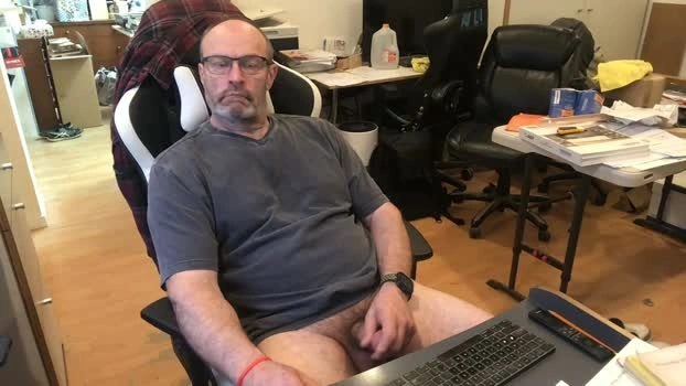 schief6218 05-05-2026 Male Cap fuck deepthroat bigload show