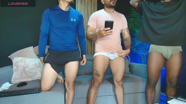 straightboysx 05-05-2026 Male Cap handsome bigass blowjob fingers