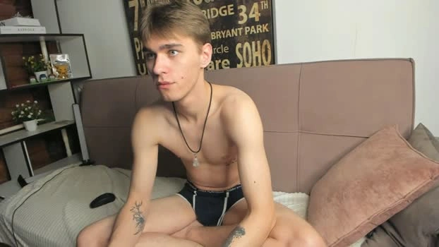 VelvetGlitch 12-05-2026 Male Cap cute dirty striptease kissing
