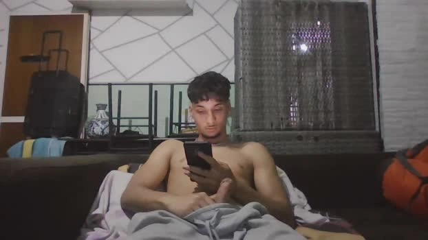 moritoxxl 13-05-2026 Male Cap kiss squirt twink blowjob