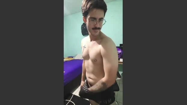 Emohot2 14-05-2026 Male Cap analtoy Naked fuckme natural