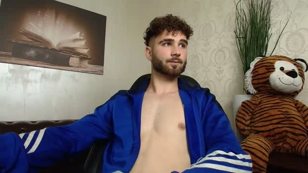 KyloEast 18-05-2026 Male Cap twink yummy analsex jerkoff