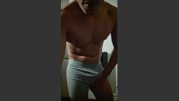 HacheSen 19-05-2026 Male Cap hard kink fingers natural