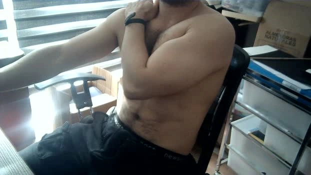 robsec4 20-05-2026 Male Cap suckcock deep horny fingers